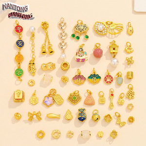 Perles entretoises pendentifs plaquées or style chinois avec strass de Nantong, breloques de conception ancienne pour accessoires de bijoux DIY - Product Image 1