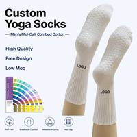 Chaussettes de yoga OEM personnalisées de haute qualité avec logo, respirantes, séchage rapide, pour hommes, antidérapantes, pour le Pilates et l'exercice d'automne