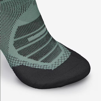 Chaussettes de course athlétiques OEM, chaussettes de performance respirantes en maille rembourrée pour hommes et femmes