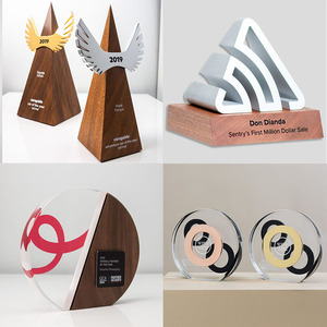 Crystal <b>Trophy</b> Laser <b>Engraved</b> Various Sizes Awards And Commemorations Sports And Games - Product Image 5