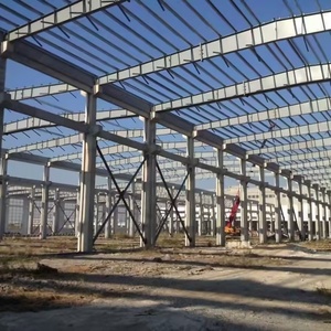 Structure en acier pour bâtiment d'élevage laitier, conception professionnelle, ossature préfabriquée, antirouille, résistante au vent, haute capacité de charge, équipement <span class=keywords><strong>agricole</strong></span> - Product Image 4