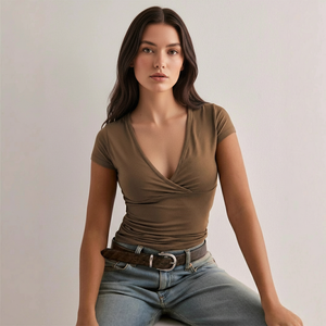 Haut cache-cœur en V profond pour femme, sexy, coupe basse, manches courtes, ajusté, couleur unie, décontracté, en maille, pour l'été - Product Image 4