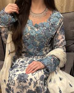 Abbigliamento tradizionale musulmano di alta qualità per le signore splendida manica lunga Abaya delicato diamante intarsiato abito da ballo - Product Image 3