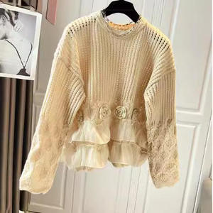 เสื้อสเวตเตอร์ถักสำหรับผู้หญิง ตกแต่งผ้าตาข่าย คอทรงกลม แต่งระบายชายเสื้อ ลายดอกไม้ 3 มิติ สไตล์ลำลอง ทรงหลวม แฟชั่น - Product Image 3