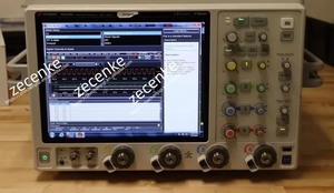 Oscilloscope à signaux mixtes Keysight MSOV134A: 13 GHz, 4 canaux analogiques et 16 canaux numériques Profondeur de mémoire maximale 2 Gpts - Product Image 2