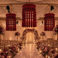 Décoration de plafond rustique en macramé pour mariage avec fleurs artificielles en soie, lustre à pompons bordeaux pour toile de fond de tente extérieure