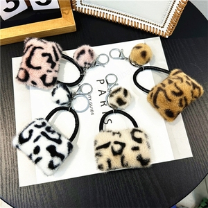 Llavero de Peluche con Forma de Bolso 3D Mini en Oferta para Decoración - Product Image 3