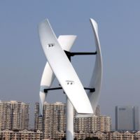 Mini-éolienne de 1 kW montée sur chenilles, conception compacte pour le camping et les aventures en plein air, alimentation hors réseau pour la maison