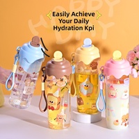 Gobelet à glace en plastique nouveau design, grande capacité, portable, avec poignée, bouteille pour enfants, mignon, avec paille, sans BPA, vente en gros