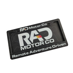 Support de <span class=keywords><strong>plaque</strong></span> <span class=keywords><strong>d</strong></span>'<span class=keywords><strong>immatriculation</strong></span> de voiture en plastique ABS avec logo <span class=keywords><strong>personnalisé</strong></span> en gros, taille US, chrome argenté - Product Image 2