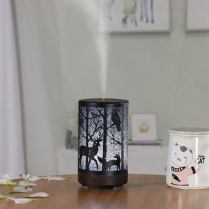 Diffuseur d'arômes au design animalier forestier, humidificateur ultrasonique 0,5 L, base en bois, purificateur d'air de bureau - Product Image 2