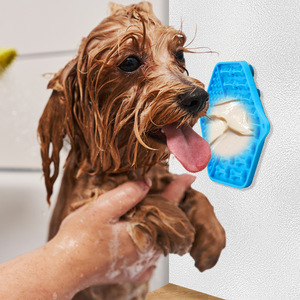 Silicone Dog Lick Mat Pet Slow Feeder Choke Prevention Aids Digestion Slow Feeder Pet Products with <b>Suction</b> <b>Cup</b> - Product Image 3