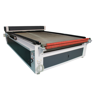Cho ăn tự động 1830 vải máy cắt <span class=keywords><strong>laser</strong></span> kích thước lớn <span class=keywords><strong>Cutter</strong></span> khắc <span class=keywords><strong>laser</strong></span> và Máy cắt nhà máy CO2 <span class=keywords><strong>Laser</strong></span> pecker - Product Image 3
