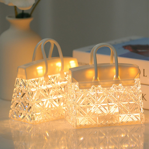 เทียน LED รูปทรงกระเป๋าถือคริสตัล ลายเพชร เหมาะสำหรับห้องนอน โต๊ะเครื่องแป้ง ให้แสงสว่างสร้างบรรยากาศ - Product Image 5