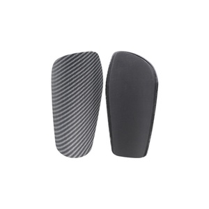 Protector de Piernas de Fútbol EVA Personalizado para Adultos y Niños, Placa Protectora para Entrenamiento Profesional, Protector de Pantorrillas con Logotipo y Colores Personalizados - Product Image 5