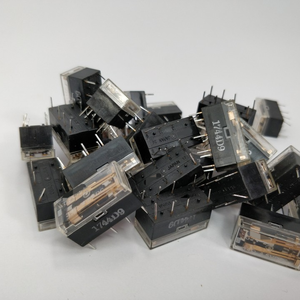 Pengontrol Pemrograman PLC Otomasi Industri Gudang Baru Original Siap Pakai G2V-2 4.5VDC - Product Image 1