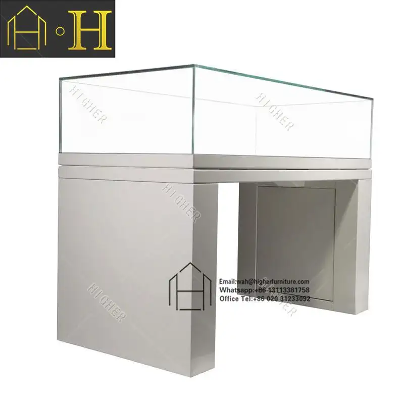 Hochwertige Luxus vitrine aus transparentem Glas mit Glas möbeln