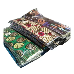 Faible QUANTITÉ MINIMALE DE COMMANDE personnalisé impression 100 polyester impressions vives tissus africains pour la campagne