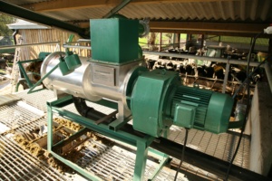 Meilleur prix 2026 : Machine de déshydratation des excréments animaux, machine de déshydratation du fumier de porc, machine de fabrication d'engrais organique pour ferme - Product Image 4