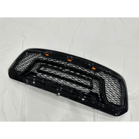 Stilvoller Aggressiver Frontgrill für 2013-2018 Dodge Ram 1500 Neues Stahlmaterial zur Fahrzeugverbesserung