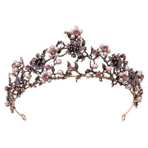 Diadème et couronne de mariée en strass noir baroque Miallo pour femmes, coiffure pour bal de promo, fête d'anniversaire - Product Image 3
