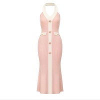 Gaun Maxi Wanita 2026 Model Halter Neck dengan Kancing Kontras, Rajutan Elegan Custom, Dekorasi Kancing, Ramah Lingkungan, Buatan Tangan
