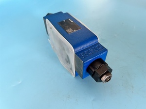 R900457256 Z2FS16-8-3X/S2 วาล์วควบคุมการไหลแบบไฮดรอลิกชนิดแซนวิชคู่ รุ่น NG16 มีสินค้าในสต็อก - Product Image 5