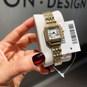 Orologio da Polso da <span class=keywords><strong>Donna</strong></span> al Quarzo con Quadrante Classico in Cristallo, Calendario e Design Quadrato di Tendenza - Nuova Collezione 2026 - Product Image 3