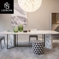 Fabricant sur mesure Nouveau design Ensemble table et chaises de salle à manger en marbre de luxe moderne et populaire Ensemble de salle à manger