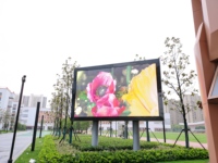 Écran géant LED vidéo extérieur Yushuo YS960-P5 pour la publicité, indice de protection IP65, 5500 cd/m², pour centre commercial, ascenseur