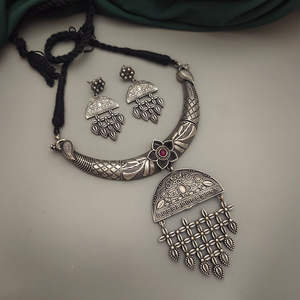 Réplica de plata Hasli collar pendientes conjunto gargantilla collar conjunto de joyería para mujer hecho a mano producto a granel personalizado - Product Image 2