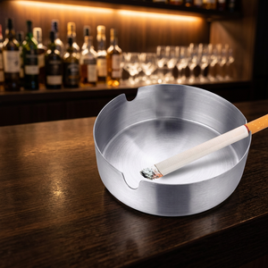 Cendrier de table rond en acier inoxydable, design minimaliste pour usage domestique - Product Image 5