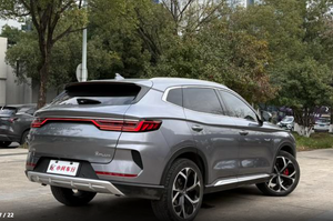 Autos Usados BYD Gasolina Song <span class=keywords><strong>PLUS</strong></span> Modelo 2020 1.5T Auto Flagship <span class=keywords><strong>PLUS</strong></span> Autos Usados Baratos en Venta Autos Usados Baratos <span class=keywords><strong>de</strong></span> China - Product Image 5