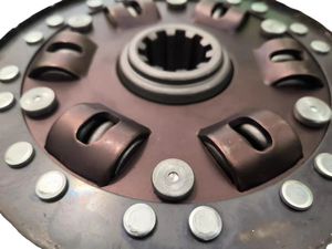 High-quality Oem Sino Truck <strong>Clutch</strong> <strong>Plate</strong> 1106916100004 Original Truck <strong>Clutch</strong> Disc for Faw Sinotruk Weichai Foton Howo - Product Image 6