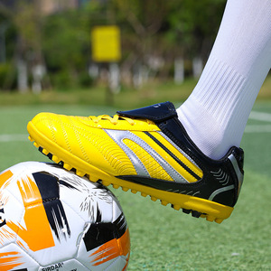 Botas de Fútbol Personalizadas de Fábrica para Hombre, Zapatillas de Fútbol de Caña Alta, Zapatillas Deportivas de Moda para Césped Artificial, Color Amarillo - Product Image 5