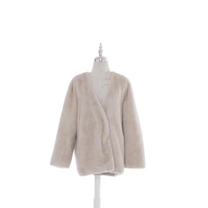 Cappotto Corto Invernale da Donna in Finta Pelliccia di <span class=keywords><strong>Visone</strong></span> <span class=keywords><strong>Beige</strong></span> Chiaro, Antivento e Soffice - Product Image 1