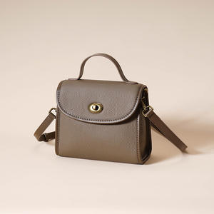 Bolso de Mano Pequeño Cuadrado de Cuero Genuino, Impermeable, Suave, a la Moda para Mujer 2025, Bolso de Hombro Único con Personalidad, Bolso Cruzado - Product Image 3