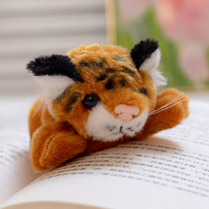 Juego de Imanes para Refrigerador con Peluches de Animales, Juguetes de Peluche Rellenos de PP Suave, León, Tigre, Conejo, Araña de Algodón, para Regalo Infantil y Decoración del Hogar - Product Image 3