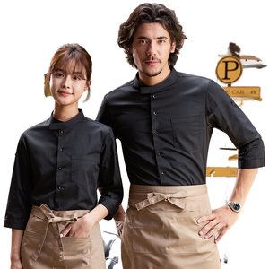 Uniformes <span class=keywords><strong>de</strong></span> travail unisexes pour personnel <span class=keywords><strong>de</strong></span> nettoyage et <span class=keywords><strong>de</strong></span> cuisine en polyester/coton à manches sept points pour restaurants - Vente en gros - Product Image 1