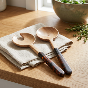 Juego de Utensilios de Cocina Ecológicos de Madera de Mango, Cucharas de Madera para Servir Comida Diaria, Artesanía Única Sostenible de la India, 2 Piezas, Aptos para Lavavajillas - Product Image 1