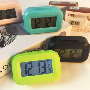Küçük Dijital LCD Ekranlı Modern Tasarım ABS Malzemeli Masaüstü Çalar Saat Sıcaklık Takvim Pilli Erteleme Özellikli Masaüstü Ev Saati - Product Image 3