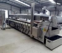Automatische productielijn voor aardappelchips/friet/gedroogde bananen met friteuse, voedselsterilisator en mixer, capaciteit 200 kg