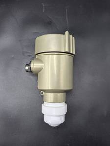 Capteur de niveau radar haute fréquence 80 Hz - pour l'industrie chimique, le stockage en réservoir et le traitement des eaux usées - Product Image 3