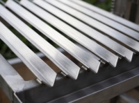 Barbecue argentin moderne à charbon de bois, réglable en hauteur, avec manivelle, en fonte, grand modèle