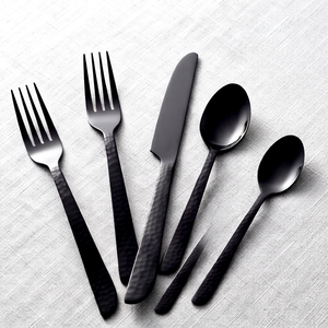 Ensemble de couverts en acier inoxydable noir mat, design minimaliste, résistant à la rouille, vaisselle pour les occasions de mariage - Product Image 1