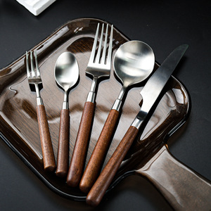 Juego de cubiertos de acero inoxidable 304 con mango de madera de nogal, estilo sencillo, cuchillo para carne, tenedor, cuchara, vajilla para restaurantes occidentales - Product Image 1