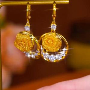Pendientes de Aro Hipoalergénicos de Lujo con Flor de Rosa Dorada para Mujer, Elegantes Pendientes de Aro con Zirconia en Forma de Flor, Joyería - Product Image 4