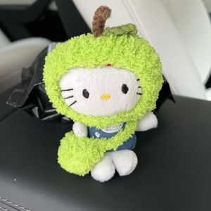 Porte-clés en peluche Hello Kitty Apple pour filles, 1053 cm, en matière peluche - Product Image 4