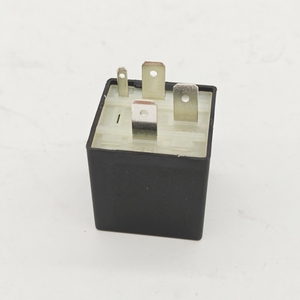 #<span class=keywords><strong>109</strong></span> <span class=keywords><strong>Relais</strong></span> de pompe à carburant 1J0906381A 357906381A 4 broches 12V 15A - Product Image 4