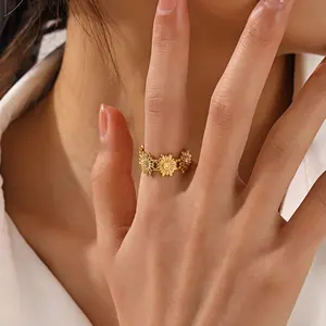 Beliebte Edelstahl Blumen ring Französisch Retro Öffnung Einstellung Titan Stahl Ring für Frauen